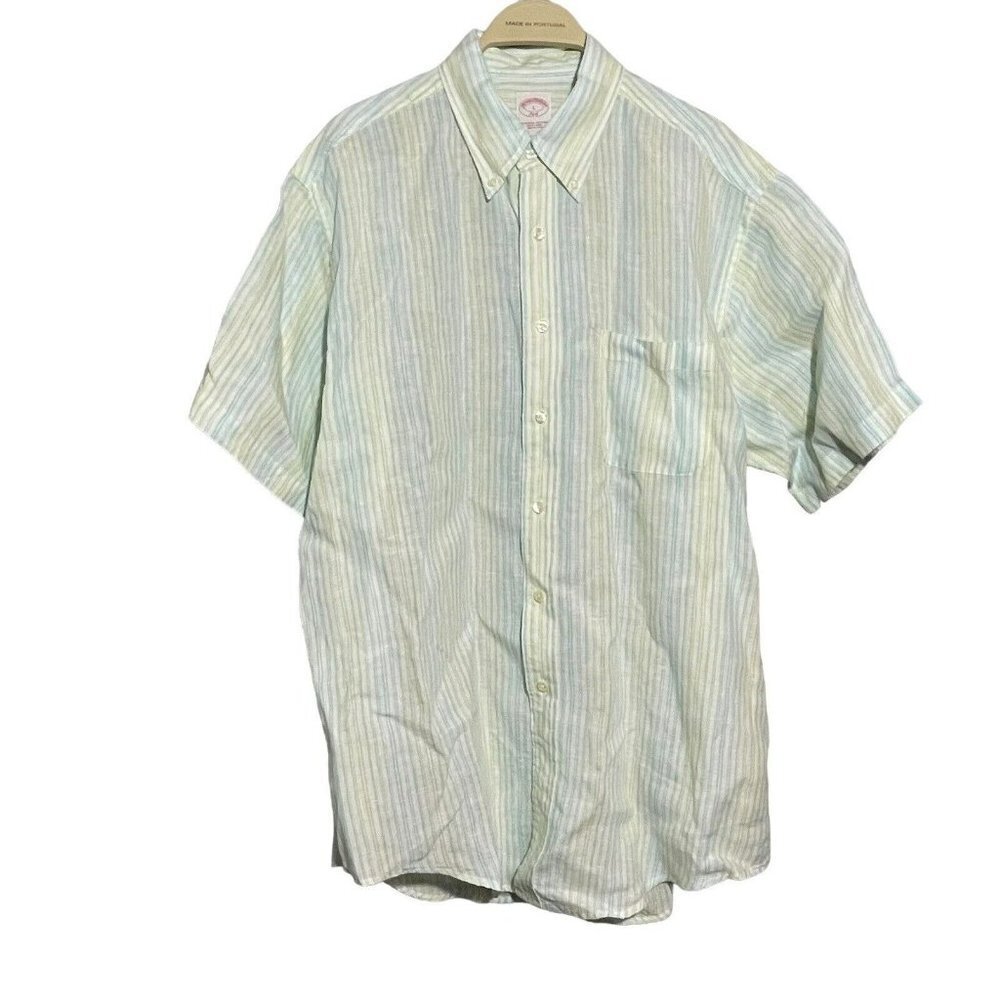 Brooks Brothers Short Sleeve Button-Down Shirt in Light Blue and Cream Stripes